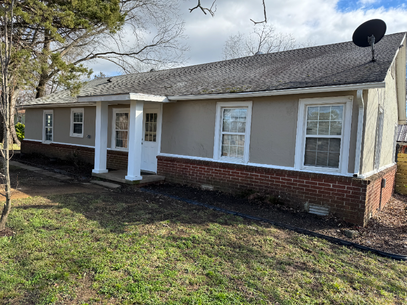 Hot Springs House: 871 St. Louis Street