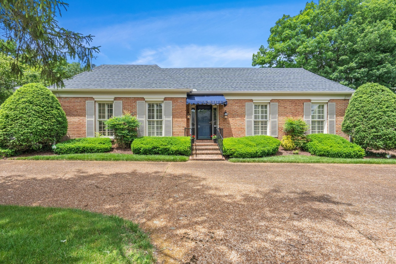 Nashville House: 2707 Abbott Martin Rd