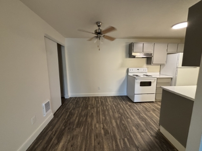 Milwaukie Apartment: 13060 SE Rusk Road