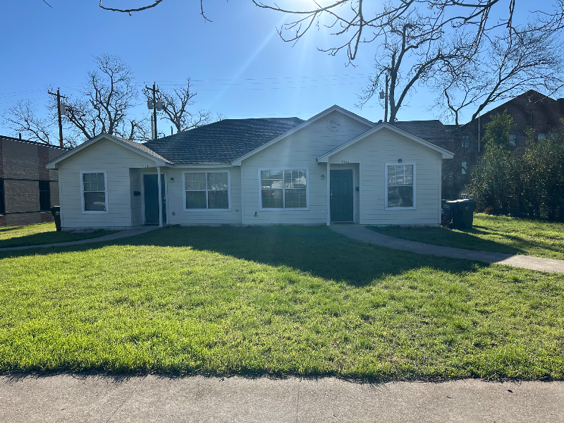 Temple House: 713 S 9