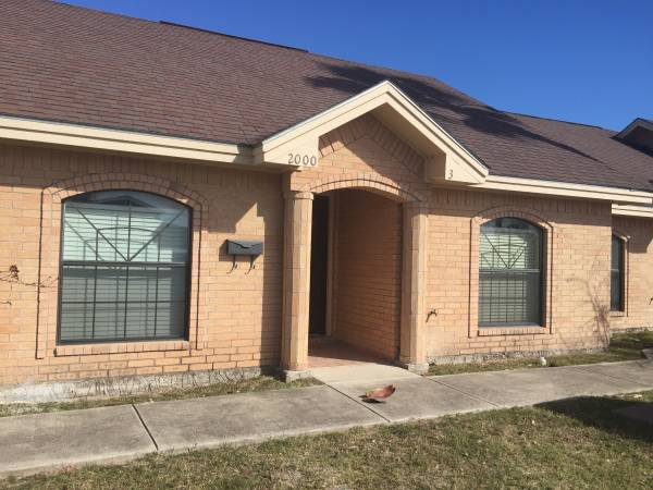 Mission Apartment: 2000 Circle Dr