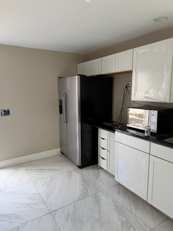 Tampa House: 2425 Stuart St