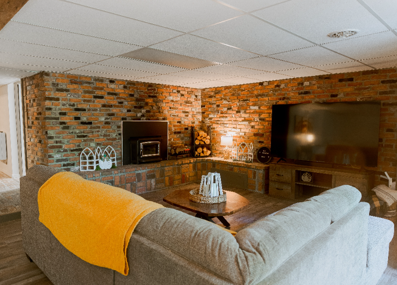 CLARION Multiplex: 244 B TOBY ST