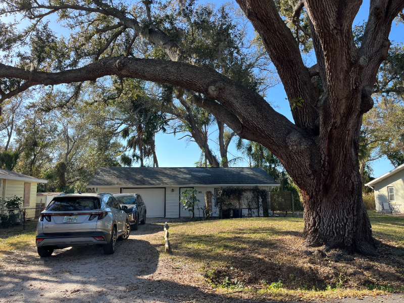 Sarasota House: 4118 Nelson Ave