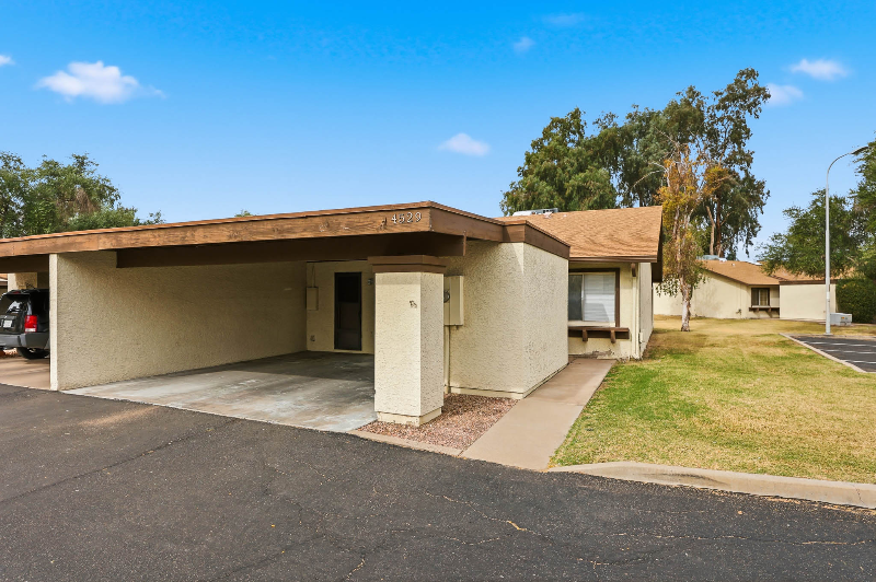 Glendale Townhome: 4529 W Mclellan Rd