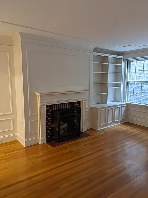 Boston Condo: 97 Mount Vernon St