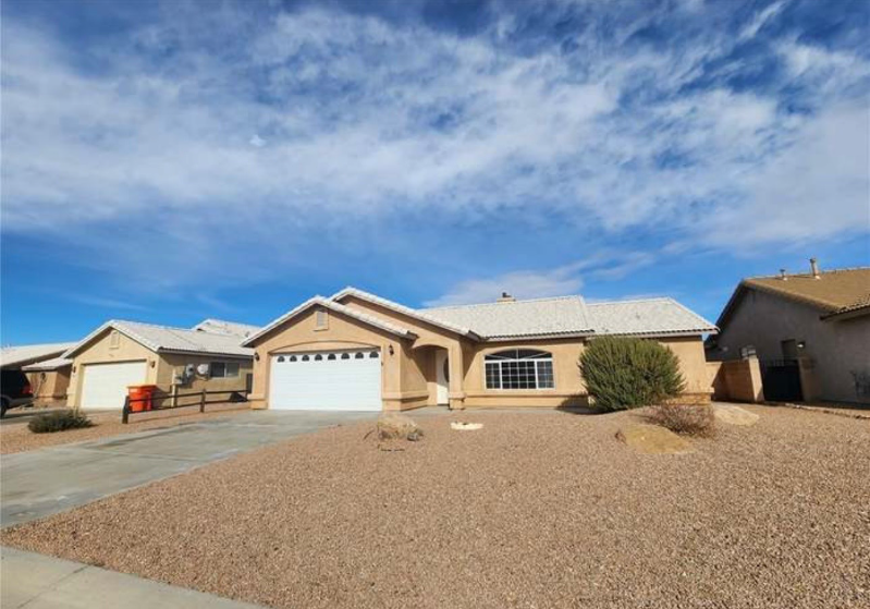 Kingman House: 3927 E Nicole Ave