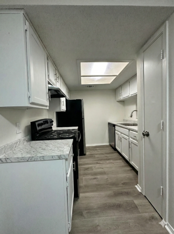 Hot Springs Apartment: 410 Oakwood Ave