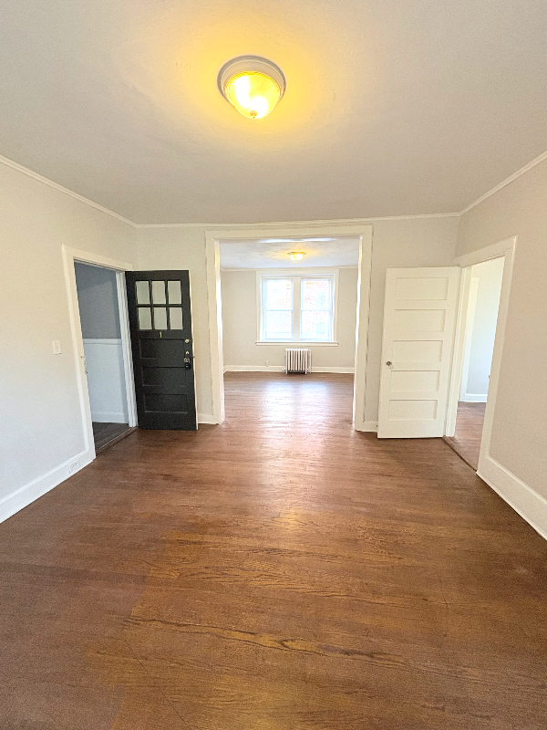 Norfolk Apartment: 1611 Hampton Blvd