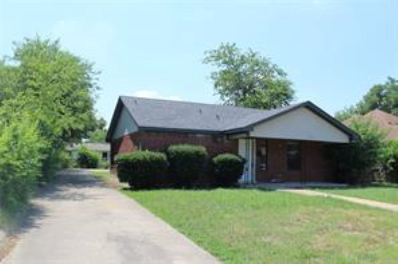 MESQUITE House: 1526 RICHARD ST