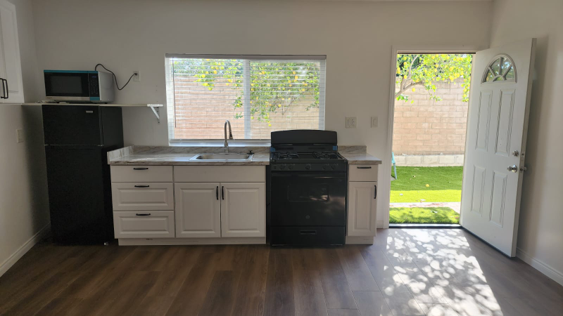 Northridge Other: 17938 Raymer st