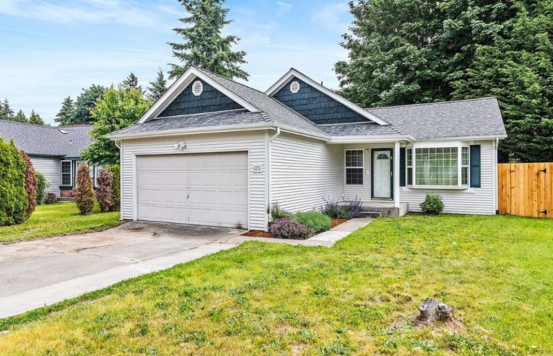 Bremerton House: 6834 Troy Ln NE