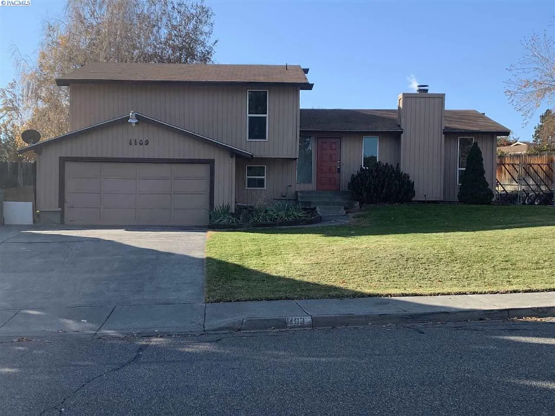 Kennewick House: 1109 W 14th Ave
