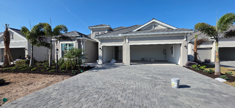 Bradenton House: 5420 Lightning Whelk Ln