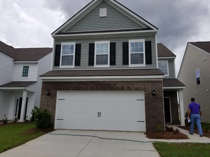 summerville House: 9925 Honeyloucust lane