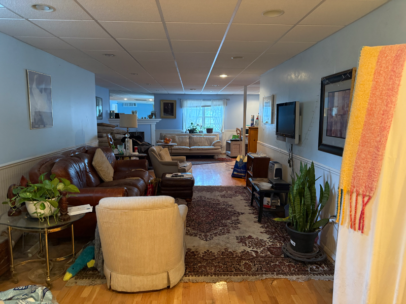 Milford's House: 3133 Exeter Drive