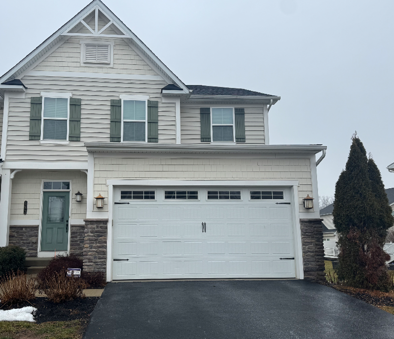 Phoenixville Townhome: 152 Providence circle