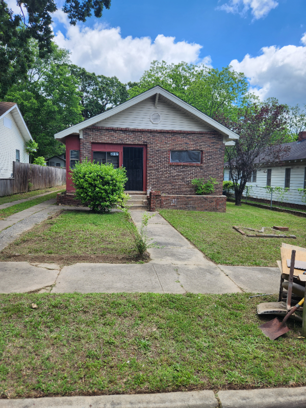 Little rock House: 2117 so maple street