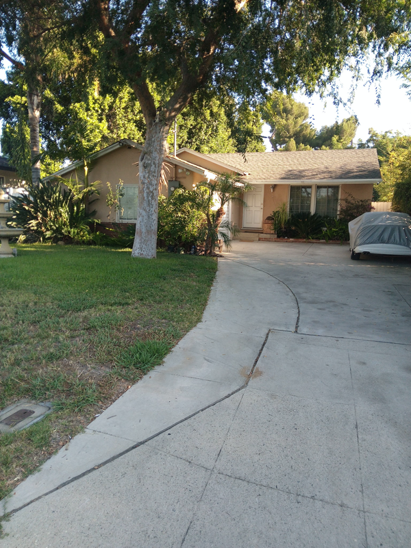 Granada Hills House: 15753 Septo St