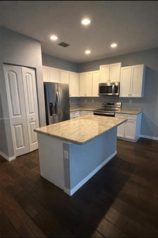 Pompano Beach Townhome: 1040 NW 33rd Court 1040