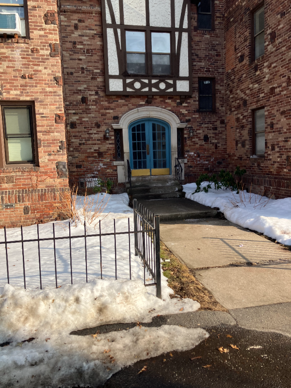 Hartford Condo: 18 Townley St