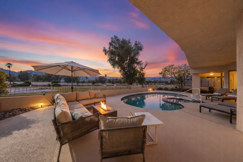 Palm Desert House: 76797 California Dr