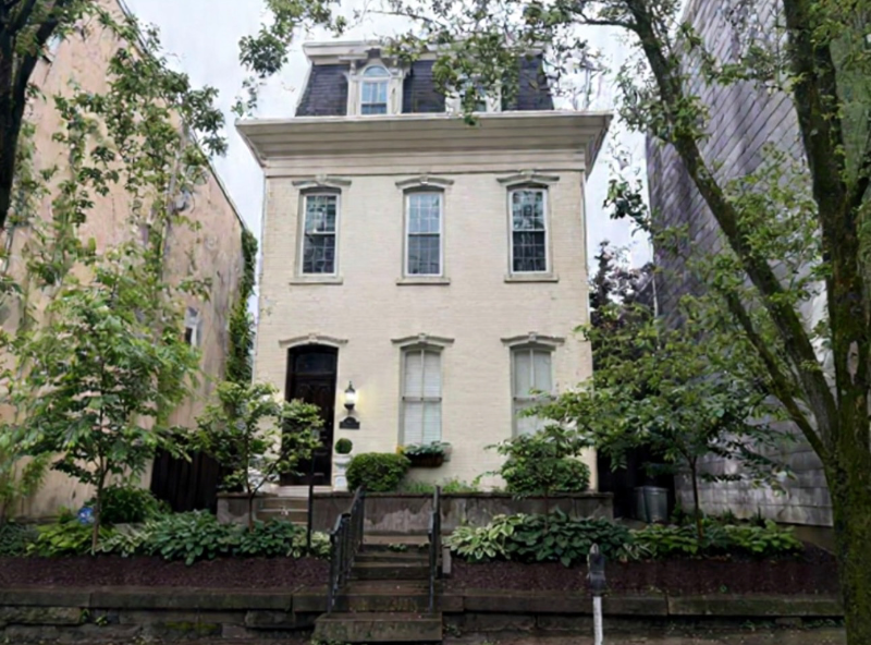 pottsville House: 615 W Market St