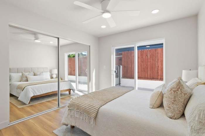 San Diego House: 6837 Celia Vista Dr