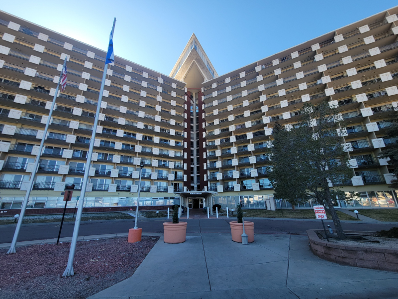 Colorado Springs Condo: 411 Lakewood Circle C902