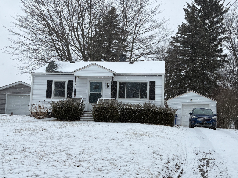 East Liverpool House: 147 S. Surry