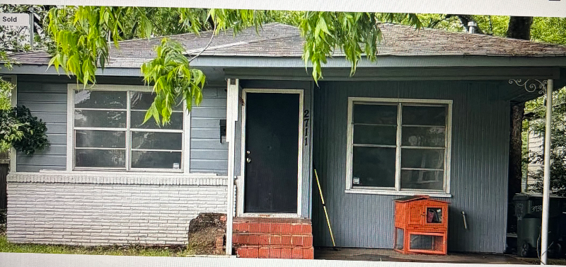 Shreveport House: 2711 Quinton St