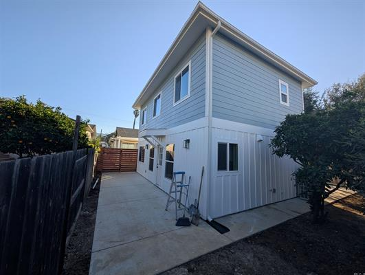 San Luis Obispo House: 305 Hathway Ave