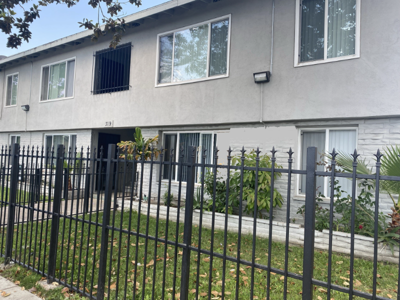 Anaheim Apartment: 319 N Bush St