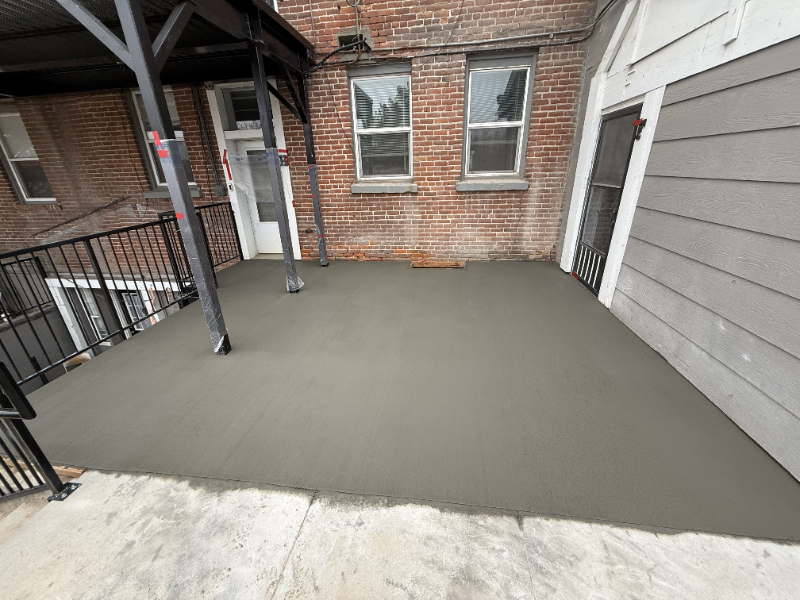 Caldwell Apartment: 109 N kimball ave