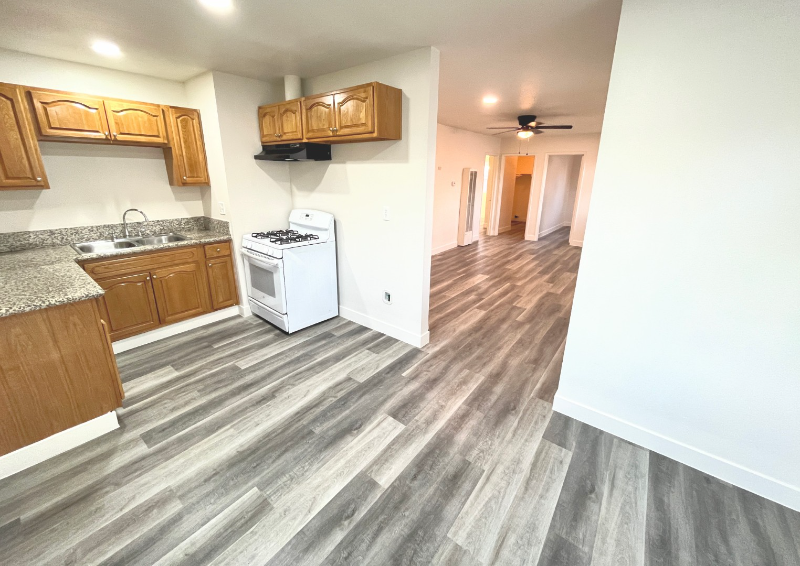 San Bernardino House: 1610 N H St