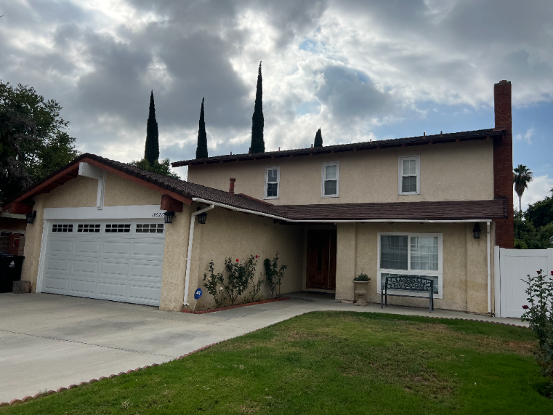 Winnetka House: 19926 Cantara St