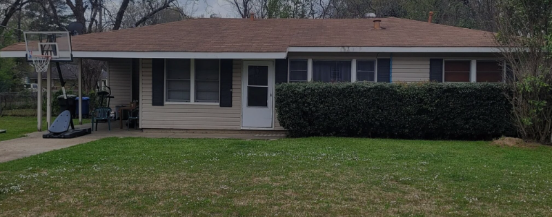 Shreveport House: 3940 Wallace Ave.