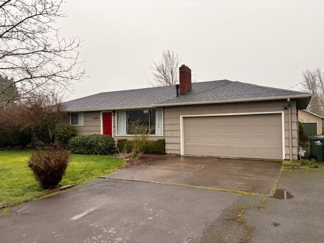 Eugene House: 2225 Willona Drive