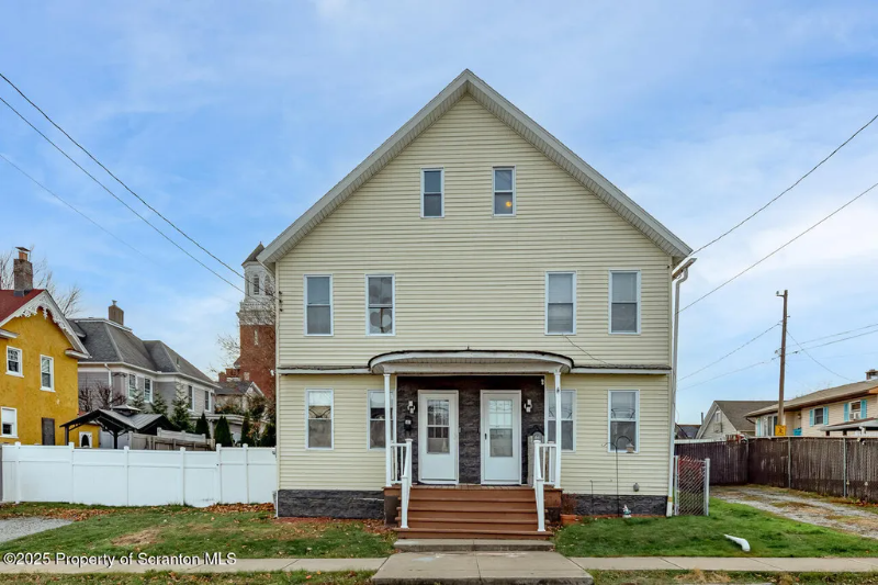 Scranton Townhome: 509 Hallstead St