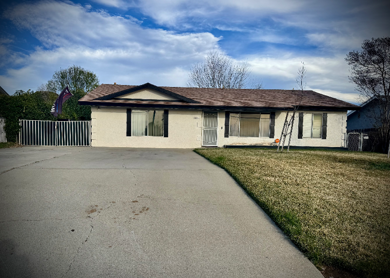 Beaumont House: 1268 Orange Ave