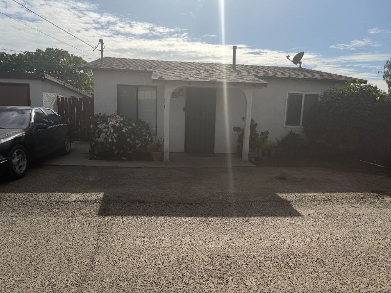 vista Multiplex: 129 Smilax dr