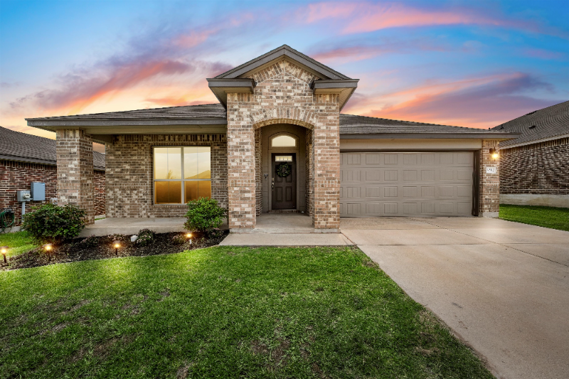 Lorena House: 3217 Beutel Rd