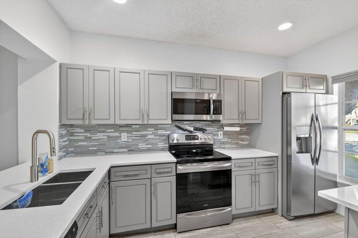 West Palm Beach Townhome: 5015 Palmbrooke Circle