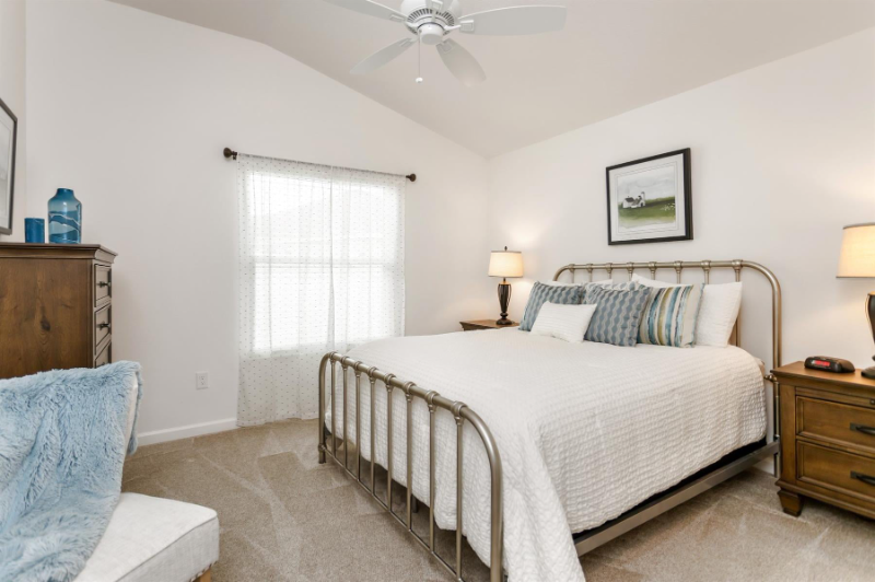 The Villages House: 5745 Gillespie Ln