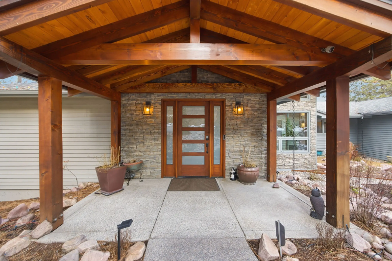 Missoula House: 620 Big Flat Rd.