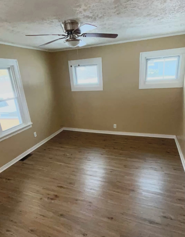 Lorain House: 3650 Reid Ave