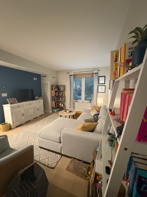 Chelsea Condo: 932 Broadway