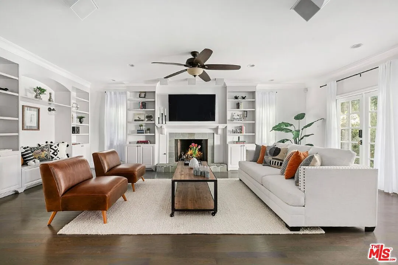 Toluca Lake House: 11217 Kling st