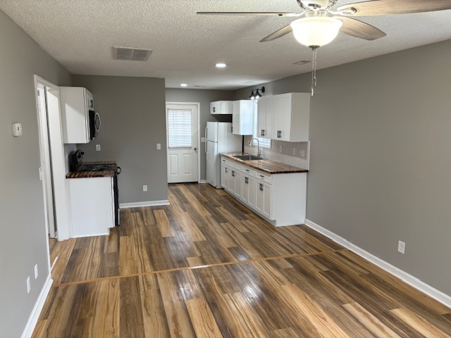 Russellville Multiplex: 2158 Highland Lick Rd