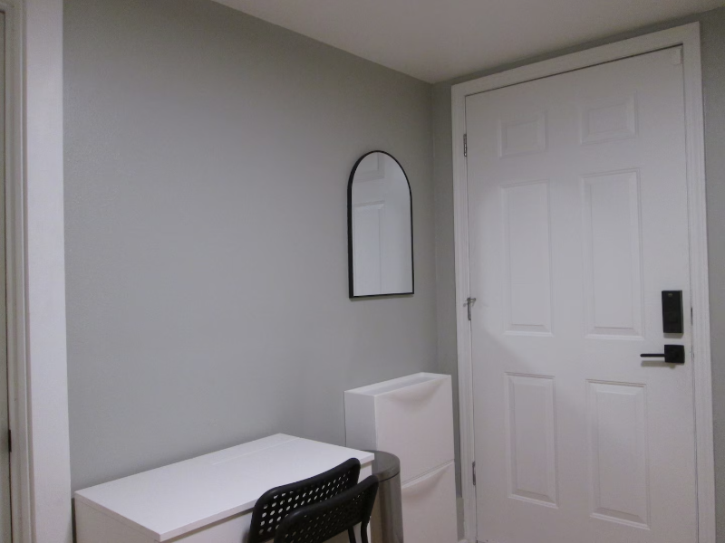 Shoreline House: 17904, 1st Ave NE